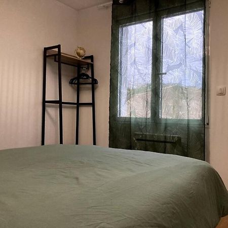 Jolie Maison Avec Courette Bourges Exteriör bild