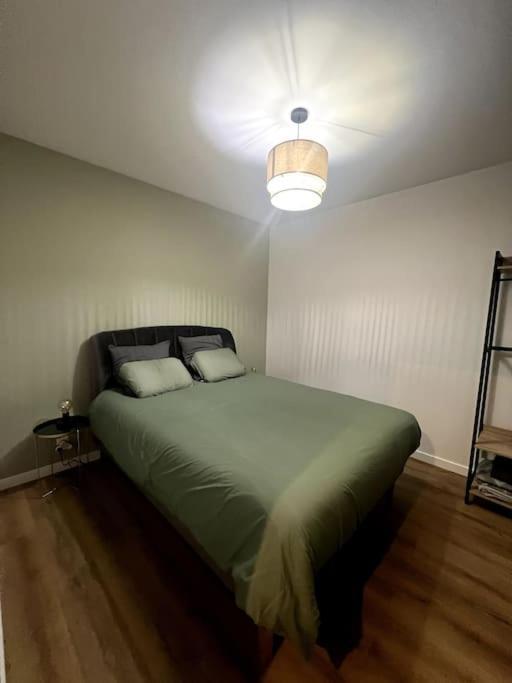 Jolie Maison Avec Courette Bourges Exteriör bild