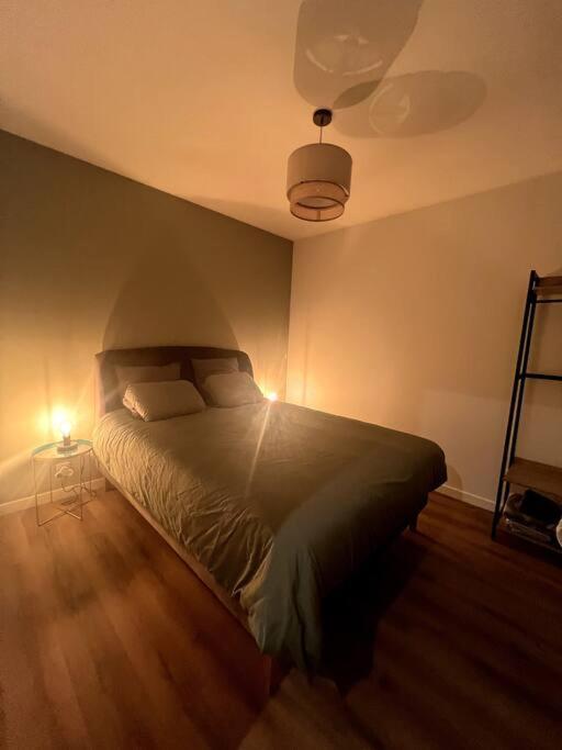 Jolie Maison Avec Courette Bourges Exteriör bild