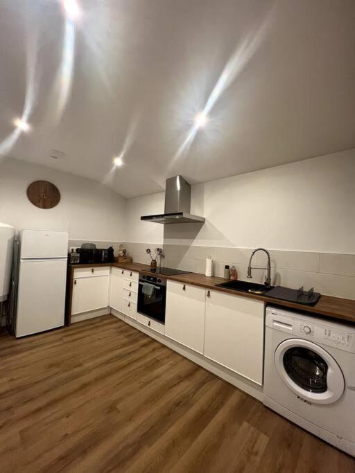Jolie Maison Avec Courette Bourges Exteriör bild